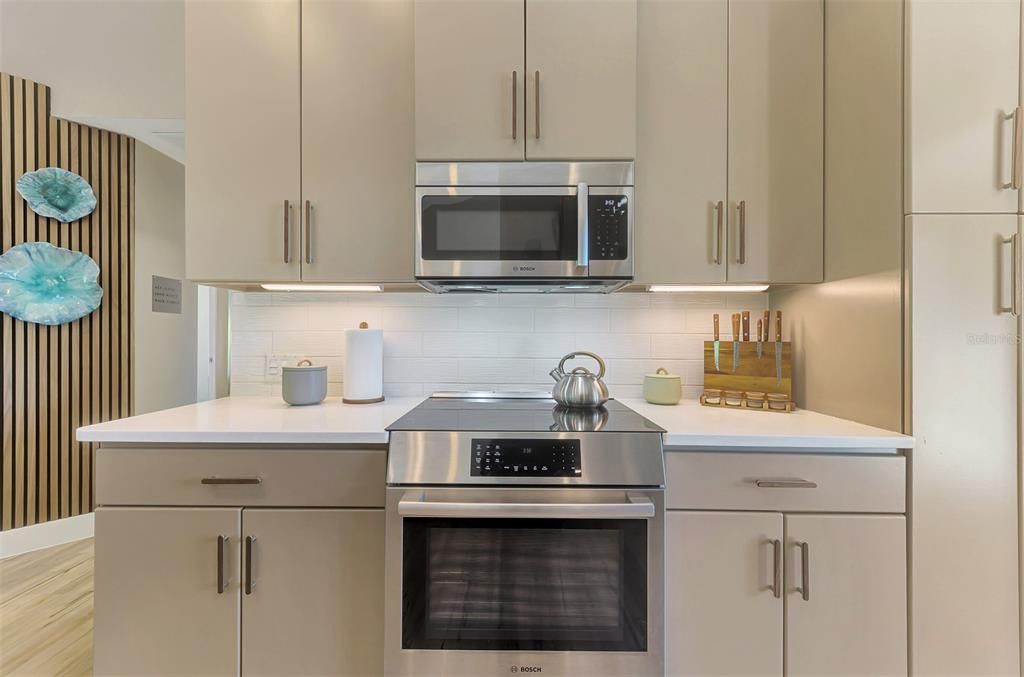 En Venta: $795,000 (3 camas, 2 baños, 2106 Pies cuadrados)