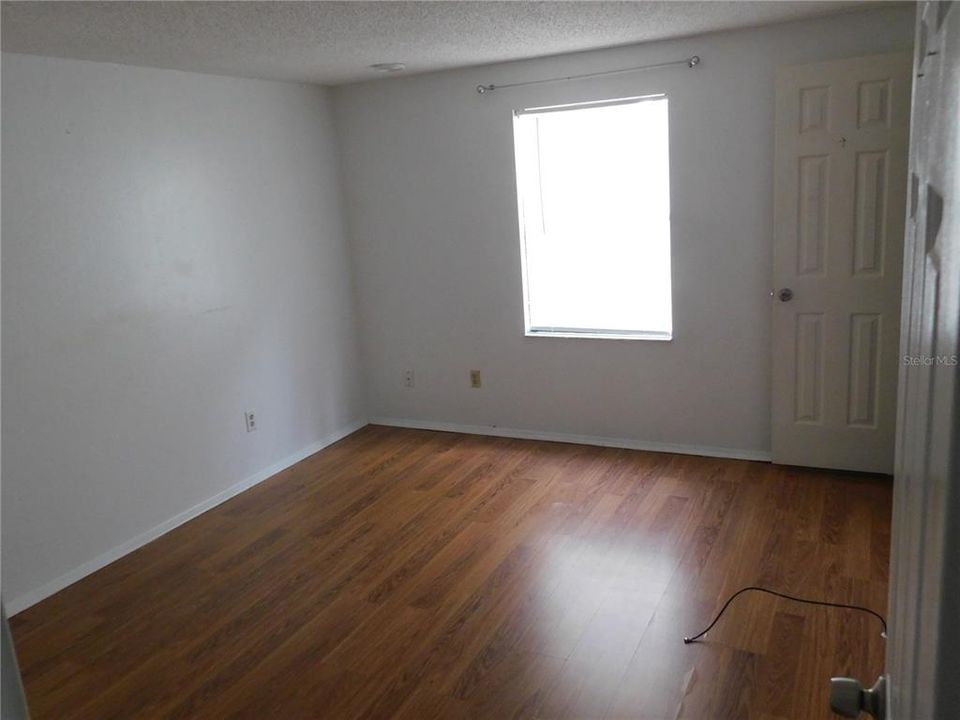 For Rent: $1,300 (2 beds, 2 baths, 1144 Square Feet)