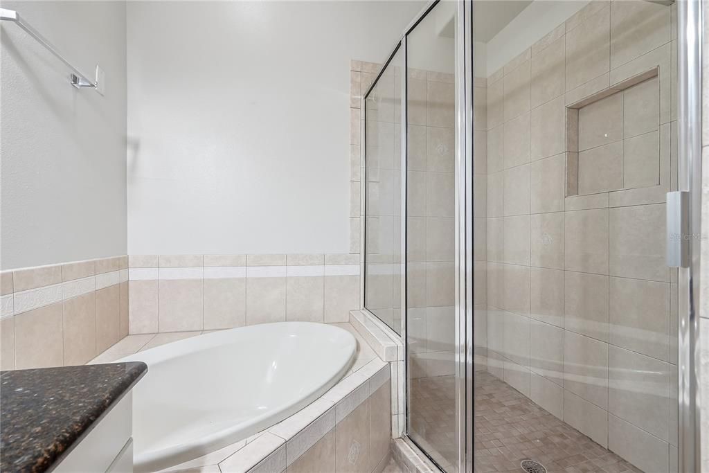 На продажу: $499,000 (3 спален, 2 ванн, 1900 Квадратных фут)