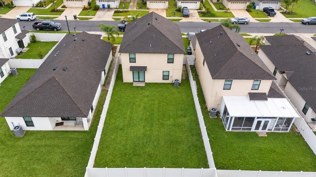 На продажу: $354,999 (4 спален, 2 ванн, 1880 Квадратных фут)