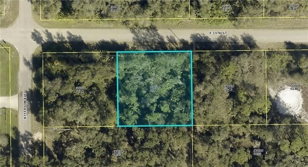 For Sale: $22,000 (0.25 acres)