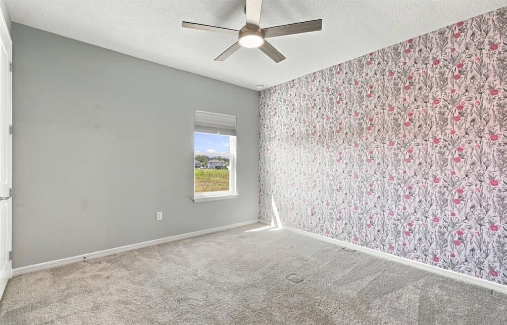 For Rent: $3,600 (5 beds, 4 baths, 3432 Square Feet)