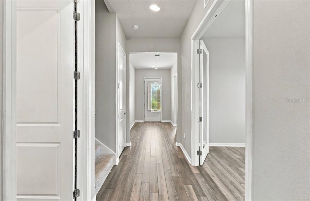 For Rent: $3,600 (5 beds, 4 baths, 3432 Square Feet)