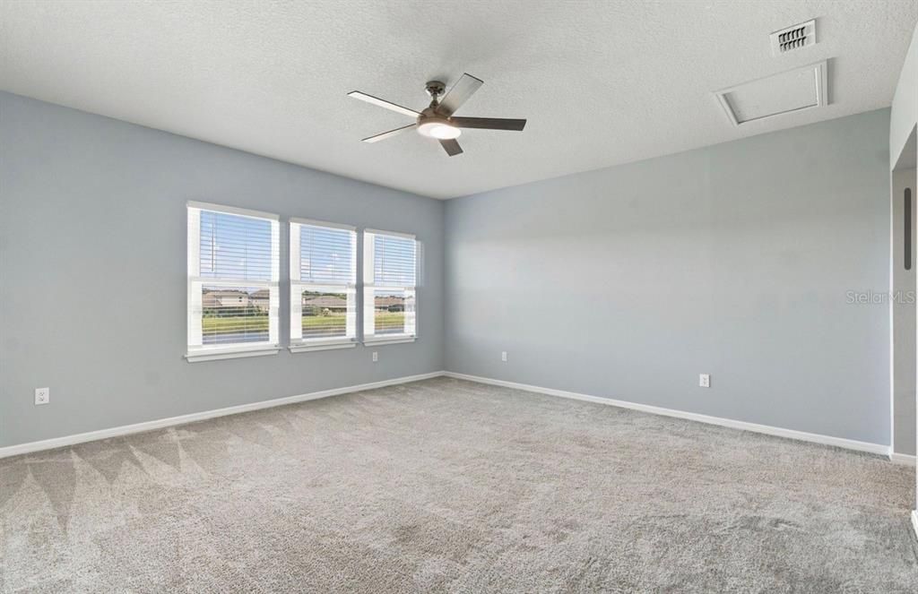 For Rent: $3,600 (5 beds, 4 baths, 3432 Square Feet)
