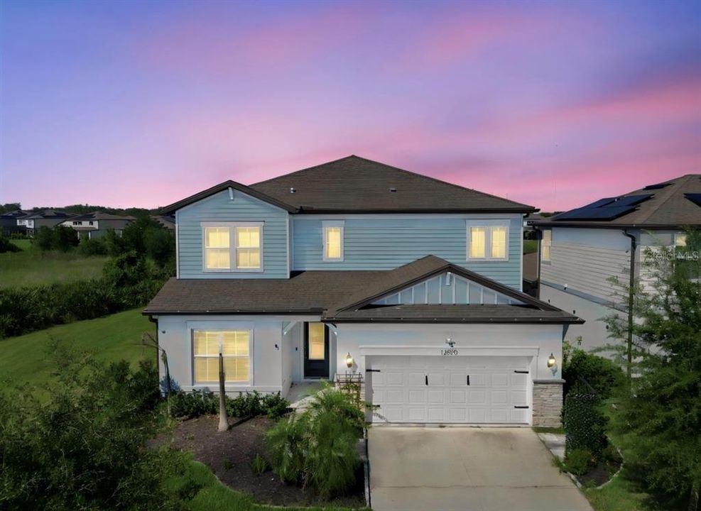 For Rent: $3,600 (5 beds, 4 baths, 3432 Square Feet)