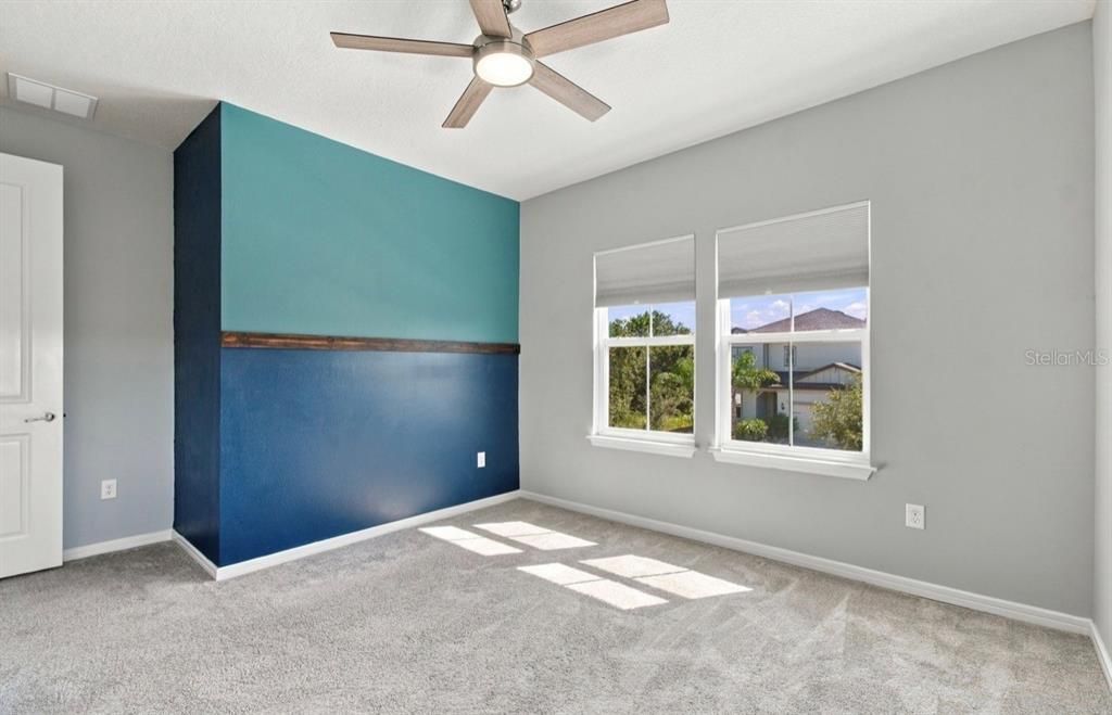For Rent: $3,600 (5 beds, 4 baths, 3432 Square Feet)