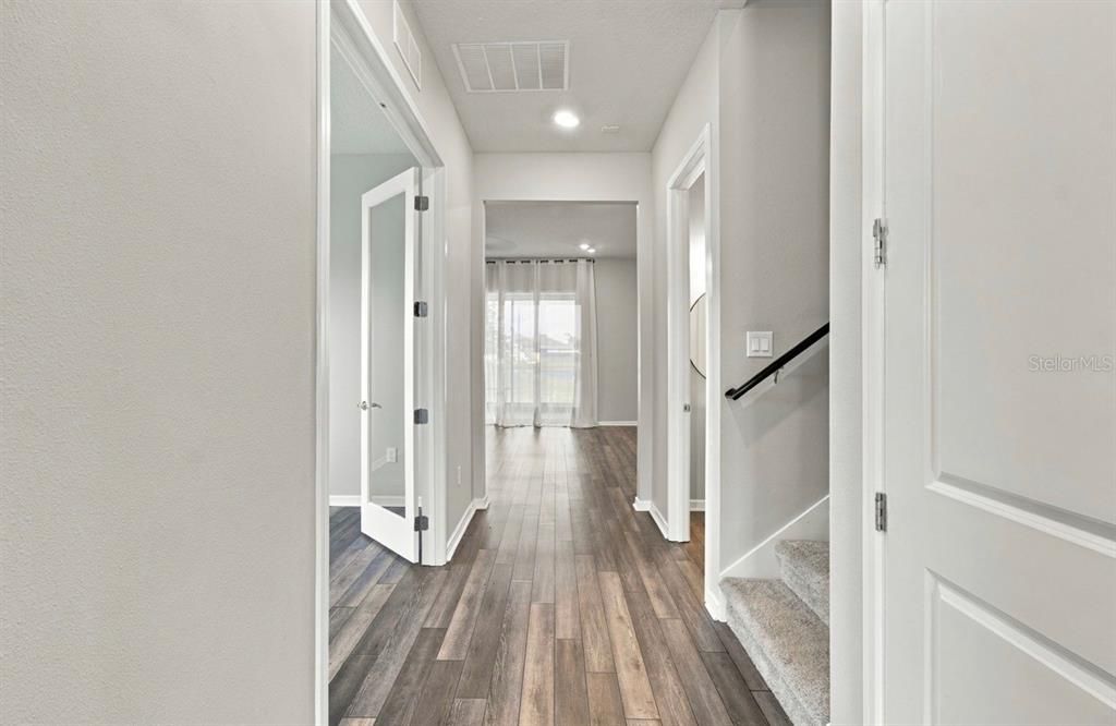For Rent: $3,600 (5 beds, 4 baths, 3432 Square Feet)