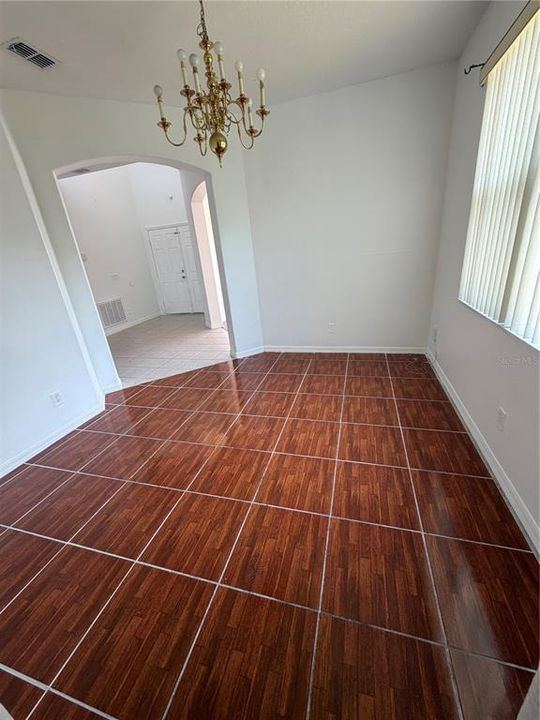 В аренду: $2,999 (4 спален, 2 ванн, 3444 Квадратных фут)