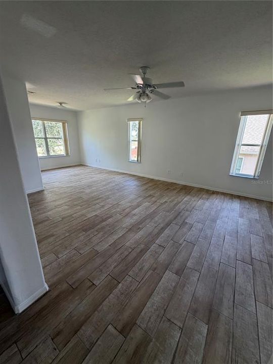 В аренду: $2,999 (4 спален, 2 ванн, 3444 Квадратных фут)