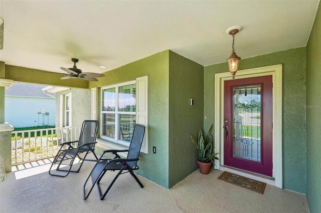 For Sale: $379,000 (3 beds, 2 baths, 1801 Square Feet)