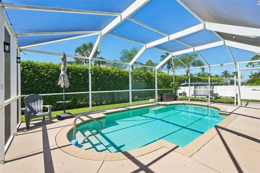 For Sale: $379,000 (3 beds, 2 baths, 1801 Square Feet)