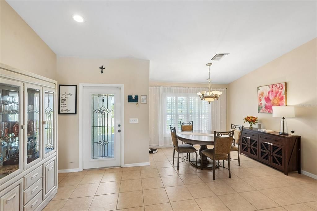 For Sale: $379,000 (3 beds, 2 baths, 1801 Square Feet)