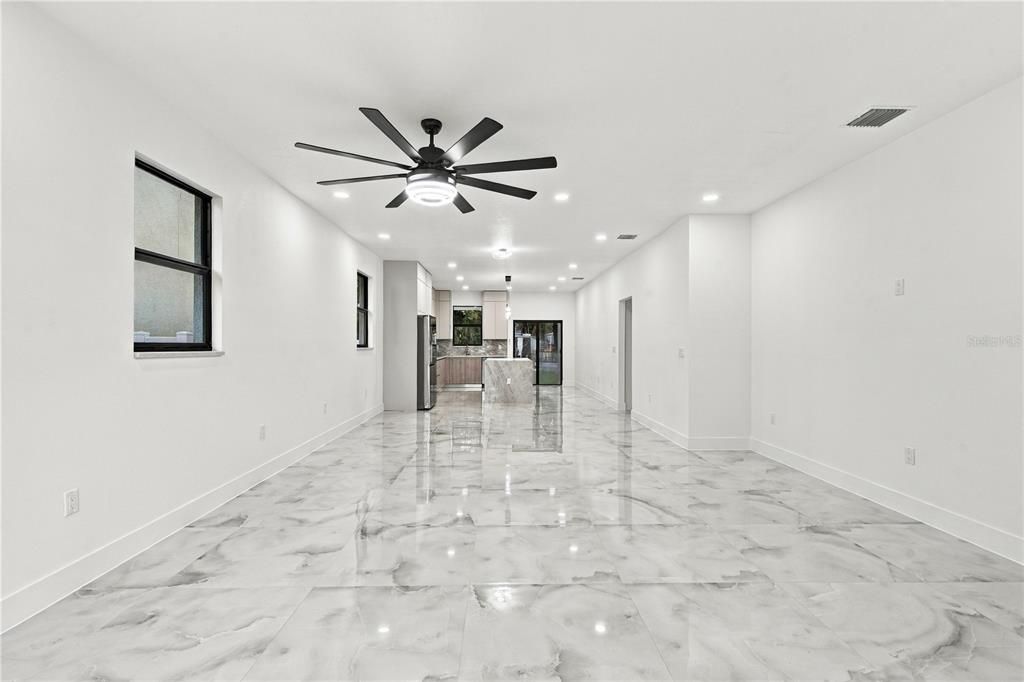 For Sale: $514,900 (3 beds, 2 baths, 1637 Square Feet)