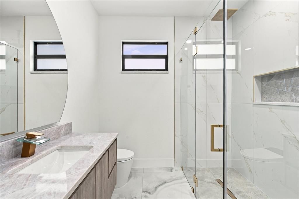 For Sale: $514,900 (3 beds, 2 baths, 1637 Square Feet)