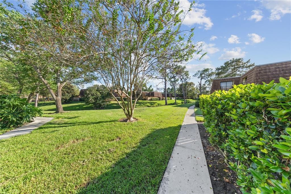 For Sale: $250,000 (2 beds, 2 baths, 1285 Square Feet)