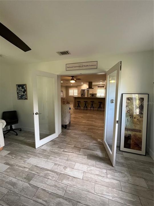 En Venta: $449,900 (3 camas, 2 baños, 1542 Pies cuadrados)