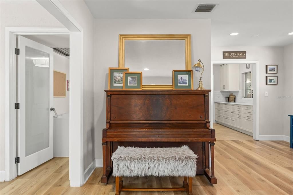 For Sale: $530,000 (3 beds, 2 baths, 1548 Square Feet)
