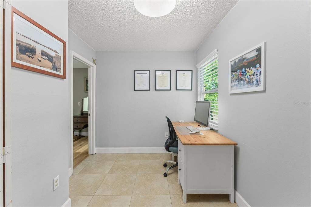 For Sale: $530,000 (3 beds, 2 baths, 1548 Square Feet)