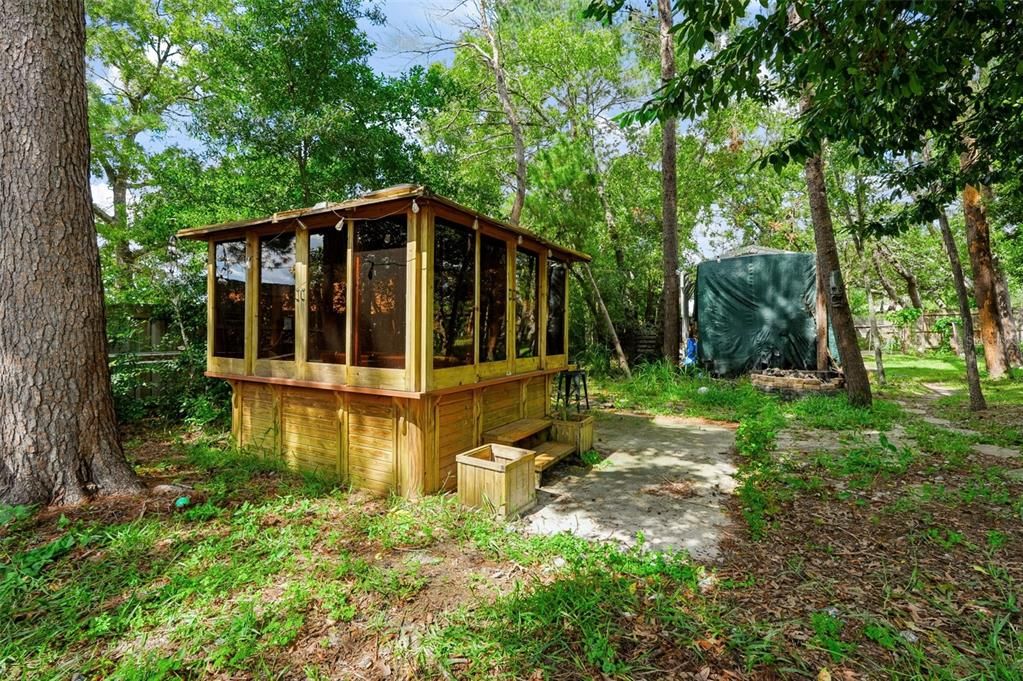 En Venta: $425,000 (5 camas, 2 baños, 2247 Pies cuadrados)