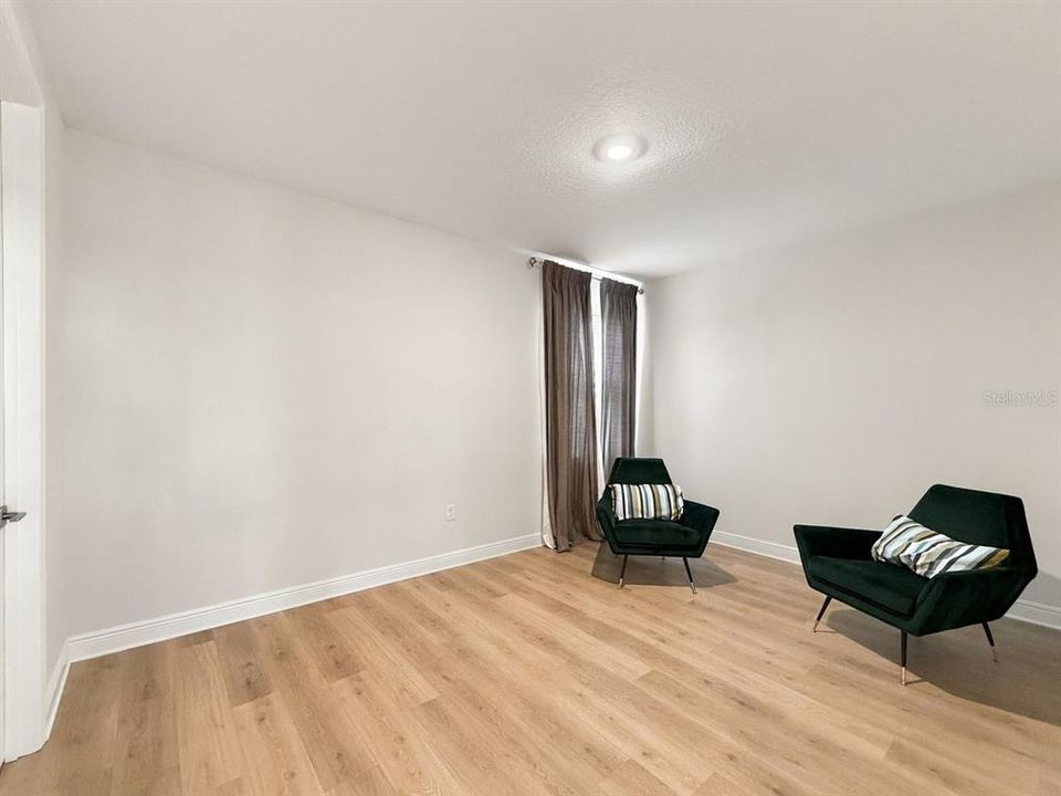 En Venta: $1,400,000 (4 camas, 4 baños, 2979 Pies cuadrados)