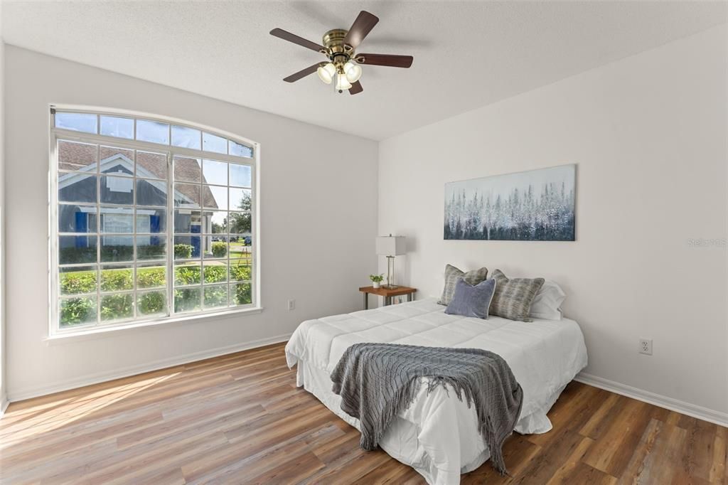 For Sale: $299,000 (3 beds, 2 baths, 1373 Square Feet)