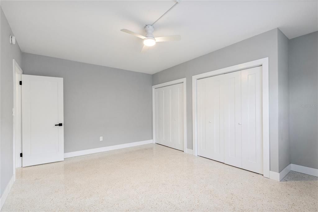 For Rent: $1,900 (1 beds, 1 baths, 850 Square Feet)