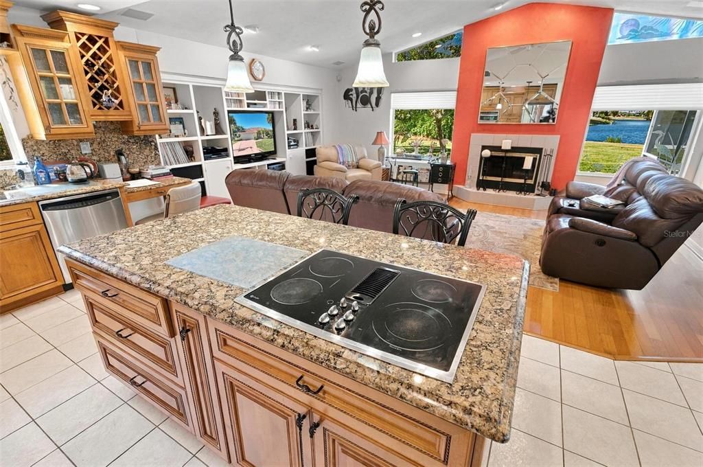 На продажу: $499,990 (3 спален, 2 ванн, 2483 Квадратных фут)