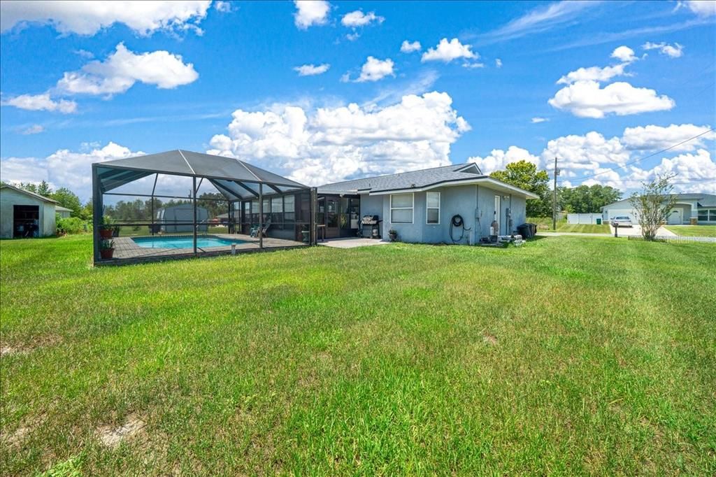 For Sale: $230,000 (3 beds, 2 baths, 1536 Square Feet)