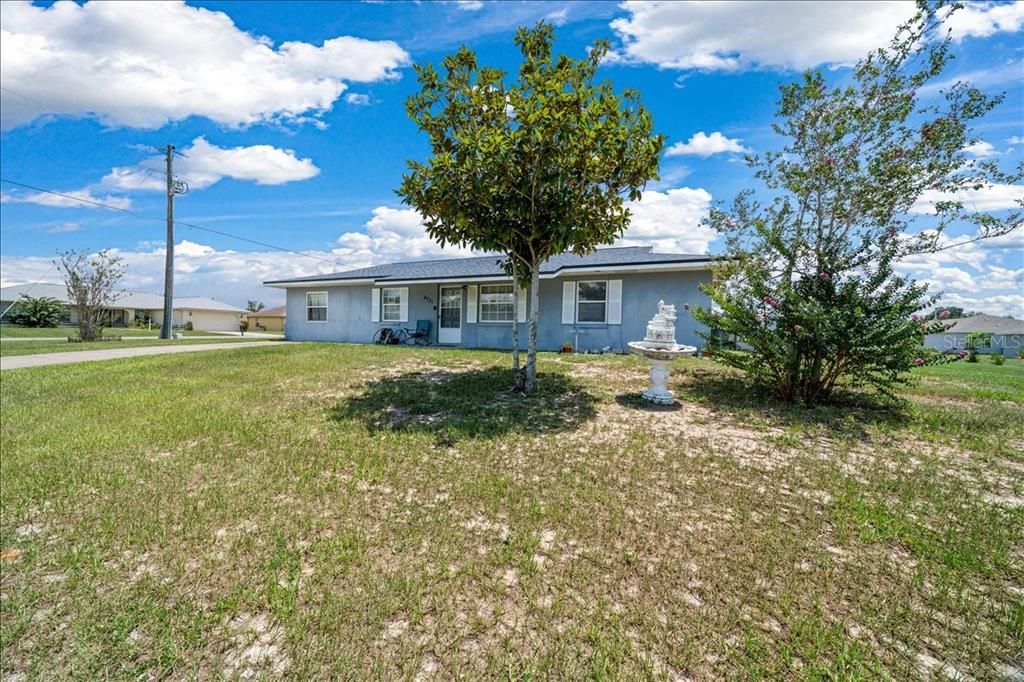 For Sale: $230,000 (3 beds, 2 baths, 1536 Square Feet)