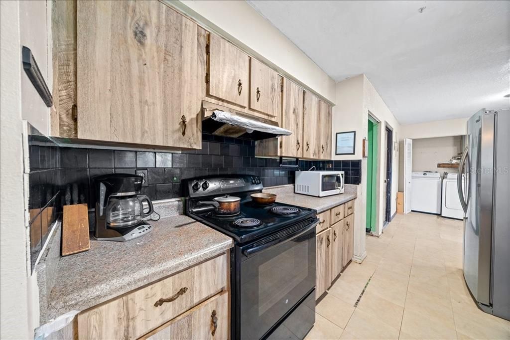 For Sale: $230,000 (3 beds, 2 baths, 1536 Square Feet)