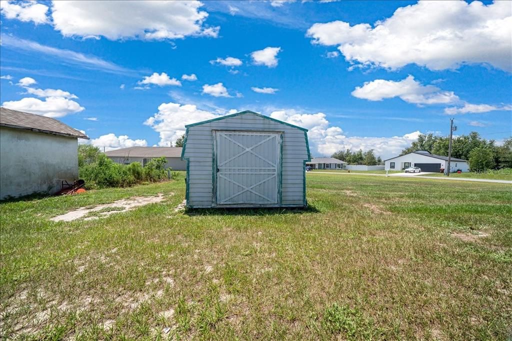 For Sale: $230,000 (3 beds, 2 baths, 1536 Square Feet)