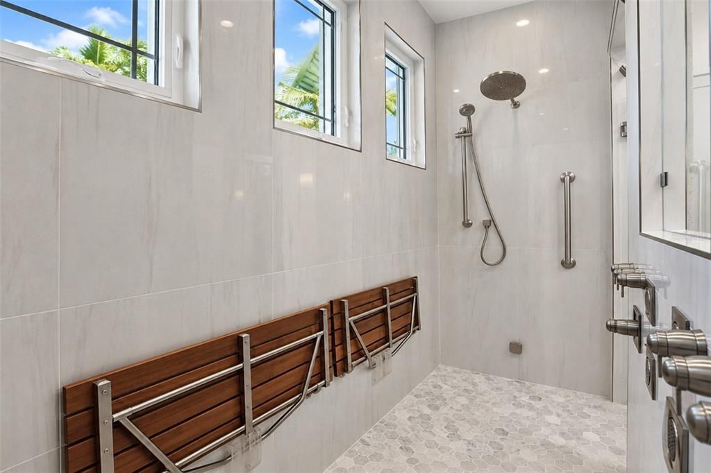 На продажу: $2,995,000 (4 спален, 4 ванн, 3900 Квадратных фут)