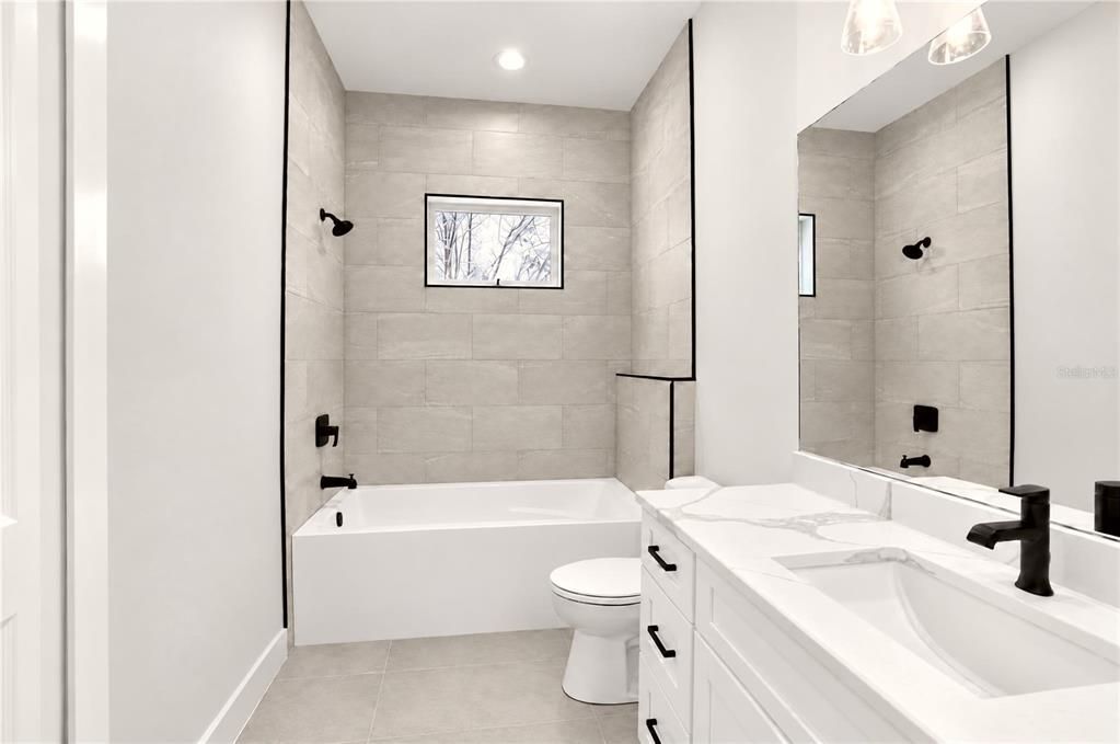 For Sale: $499,900 (4 beds, 2 baths, 1918 Square Feet)