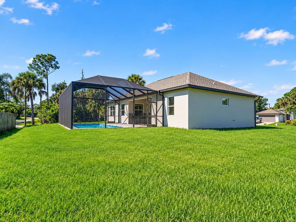 For Sale: $499,900 (4 beds, 2 baths, 1918 Square Feet)
