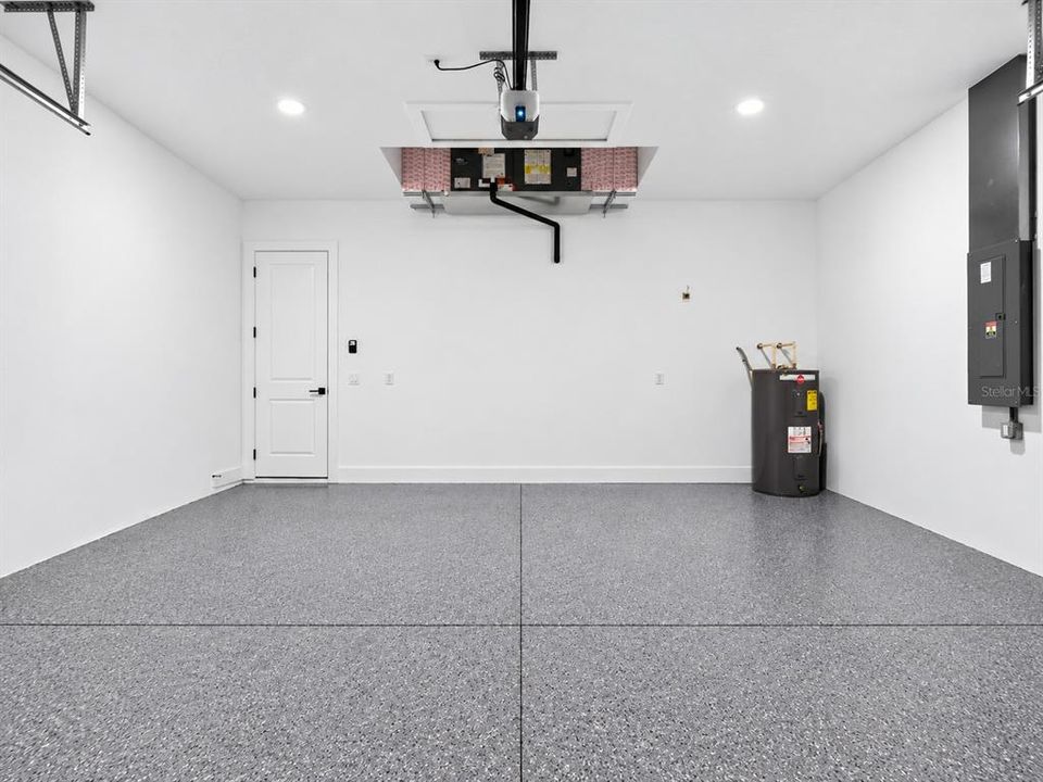 For Sale: $499,900 (4 beds, 2 baths, 1918 Square Feet)