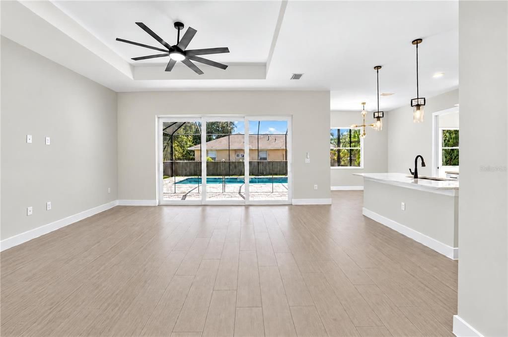 For Sale: $499,900 (4 beds, 2 baths, 1918 Square Feet)