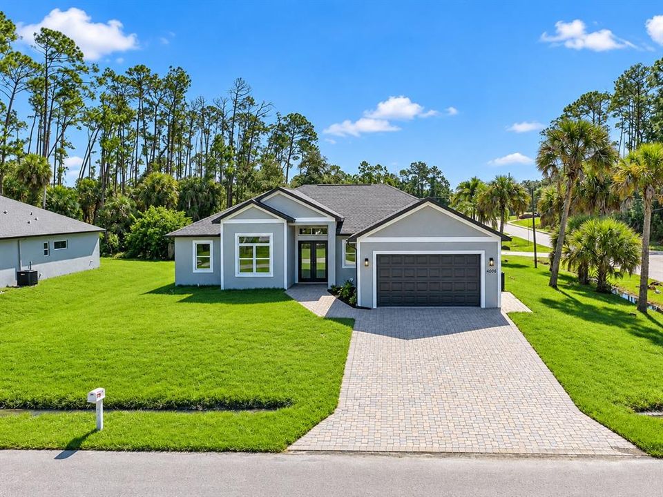 For Sale: $499,900 (4 beds, 2 baths, 1918 Square Feet)