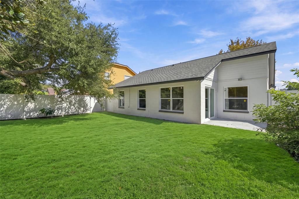 На продажу: $415,000 (3 спален, 2 ванн, 1133 Квадратных фут)