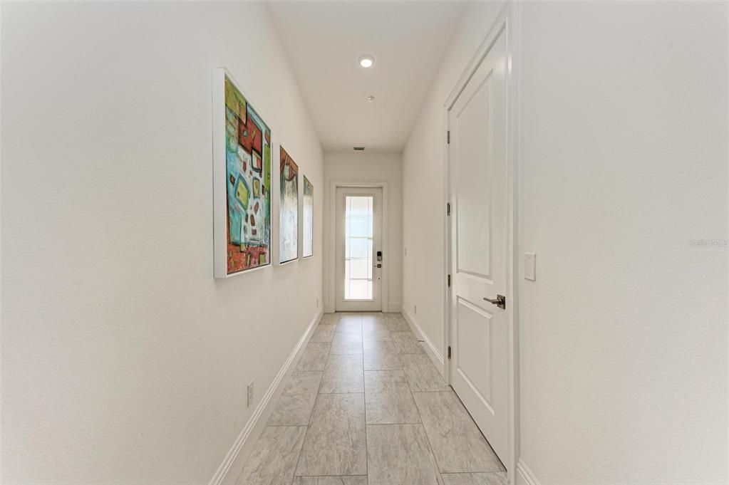 For Rent: $3,300 (3 beds, 2 baths, 2562 Square Feet)