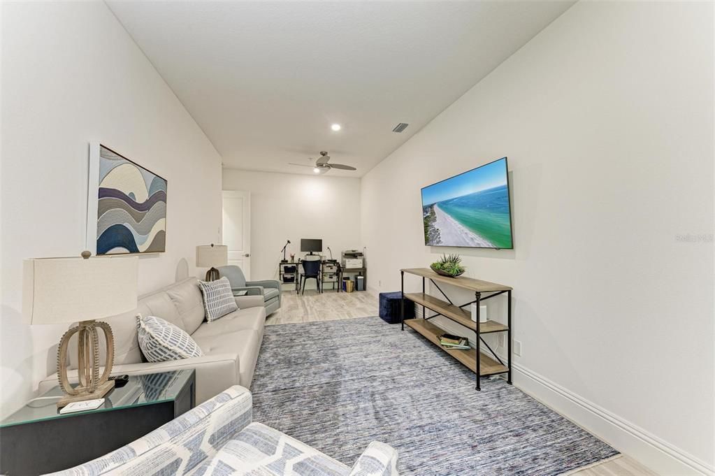 For Rent: $3,300 (3 beds, 2 baths, 2562 Square Feet)