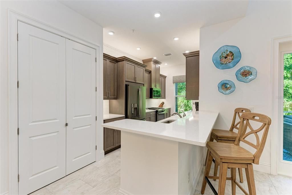 For Rent: $3,300 (3 beds, 2 baths, 2562 Square Feet)