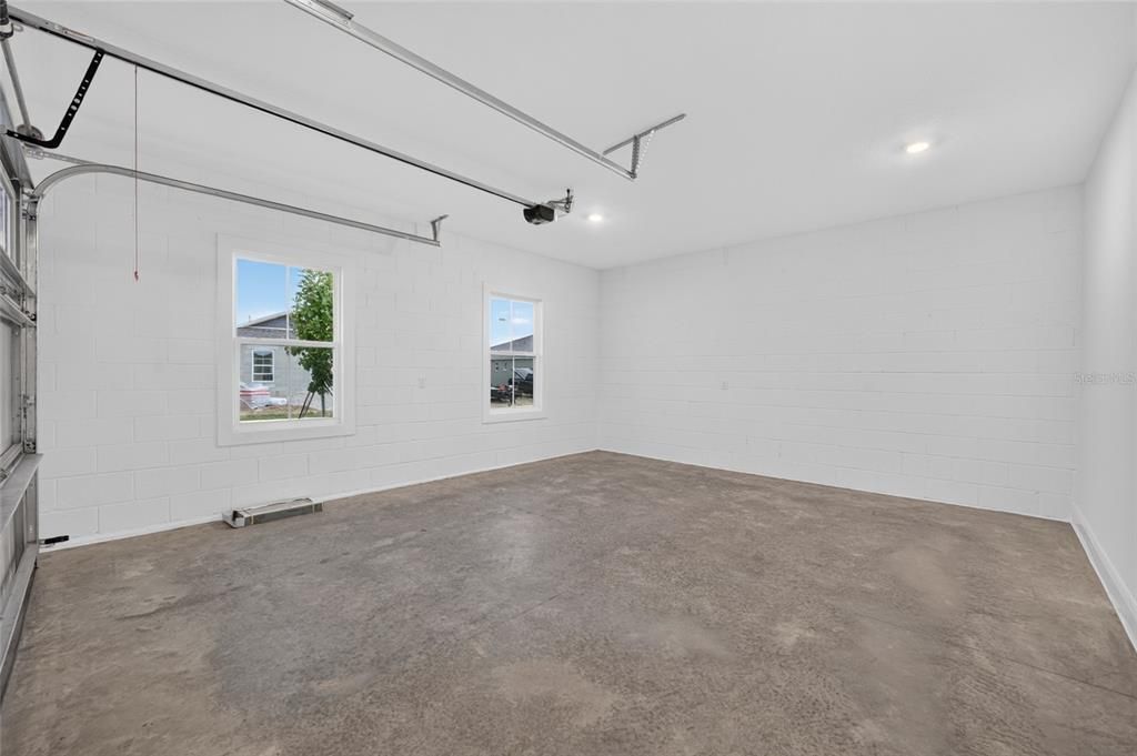 For Sale: $558,355 (3 beds, 3 baths, 2373 Square Feet)