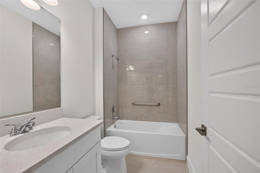 For Sale: $558,355 (3 beds, 3 baths, 2373 Square Feet)