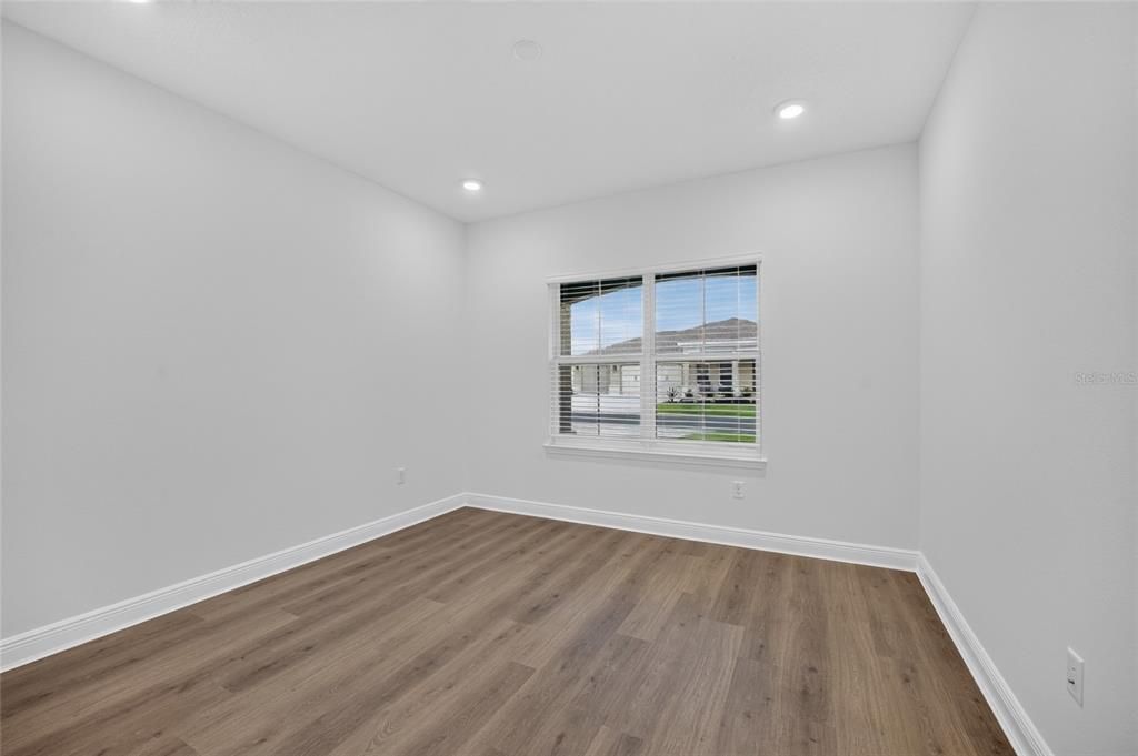 For Sale: $558,355 (3 beds, 3 baths, 2373 Square Feet)