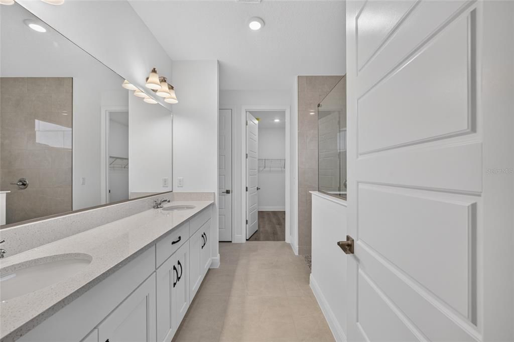 For Sale: $558,355 (3 beds, 3 baths, 2373 Square Feet)
