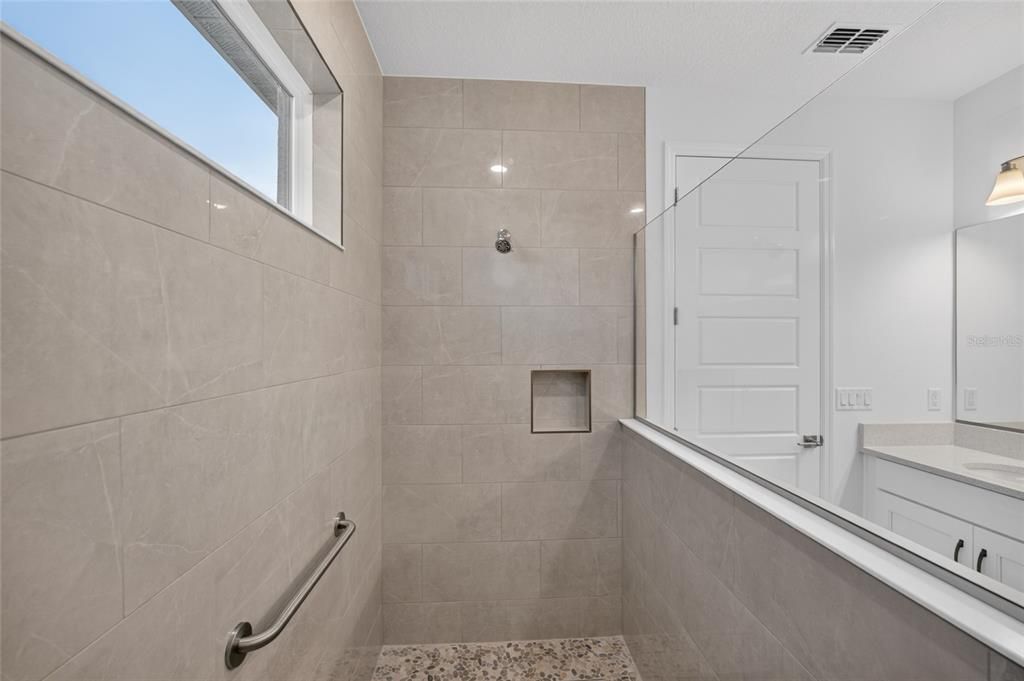 For Sale: $558,355 (3 beds, 3 baths, 2373 Square Feet)