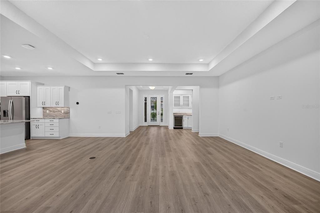 For Sale: $558,355 (3 beds, 3 baths, 2373 Square Feet)