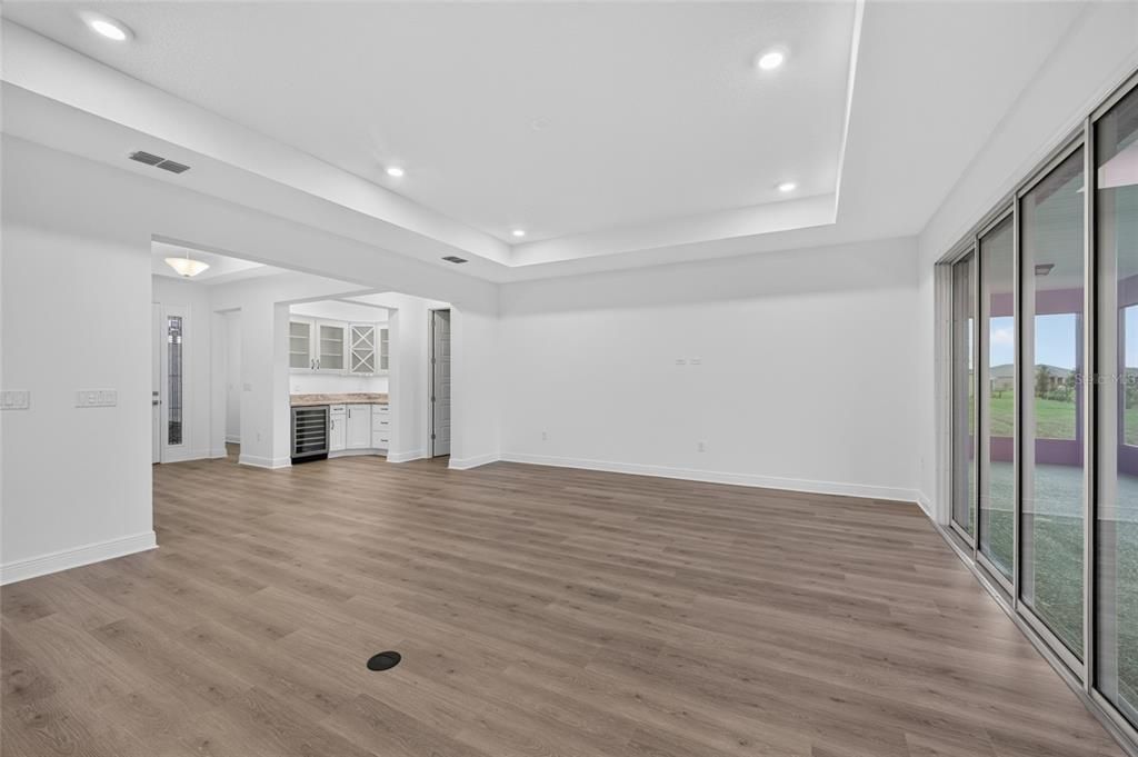 For Sale: $558,355 (3 beds, 3 baths, 2373 Square Feet)