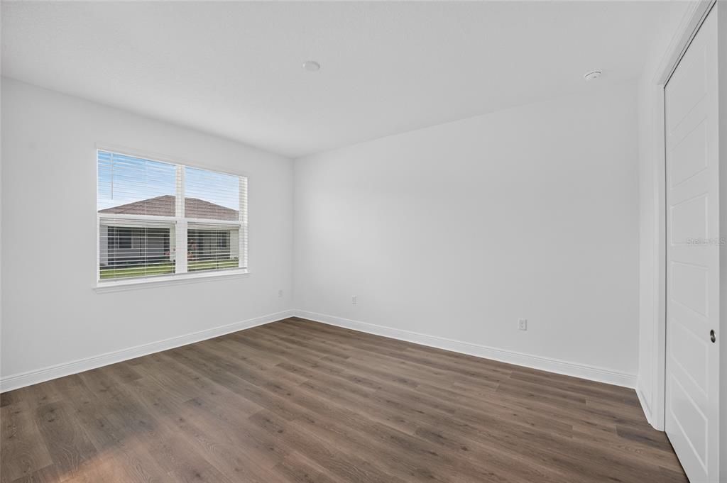 For Sale: $558,355 (3 beds, 3 baths, 2373 Square Feet)