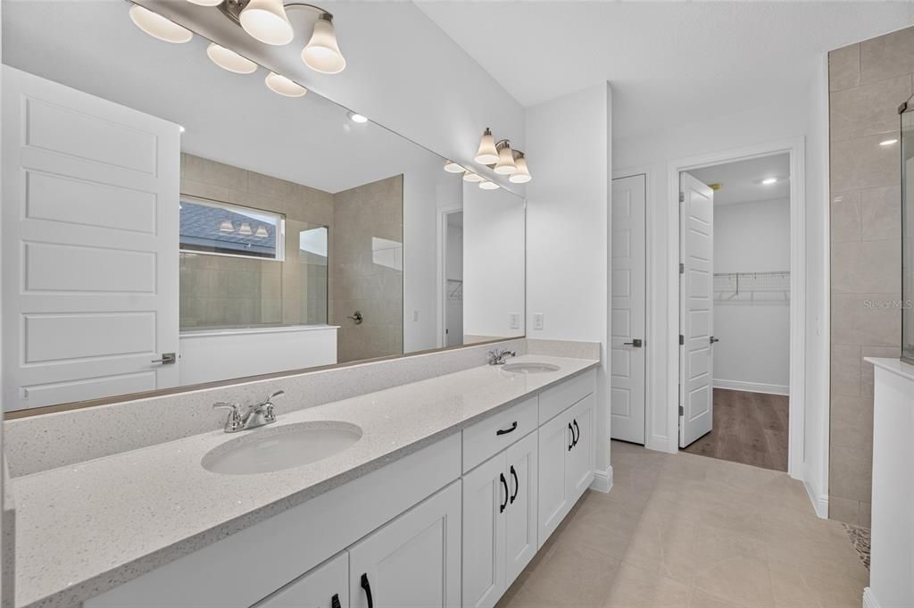 For Sale: $558,355 (3 beds, 3 baths, 2373 Square Feet)
